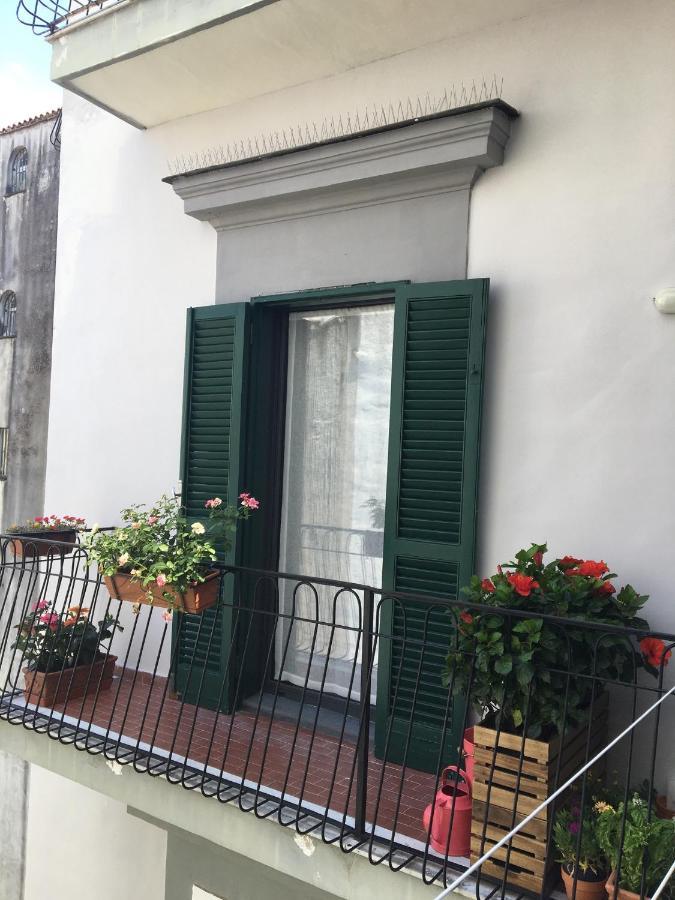 Appartement Le Rondini à Naples Extérieur photo
