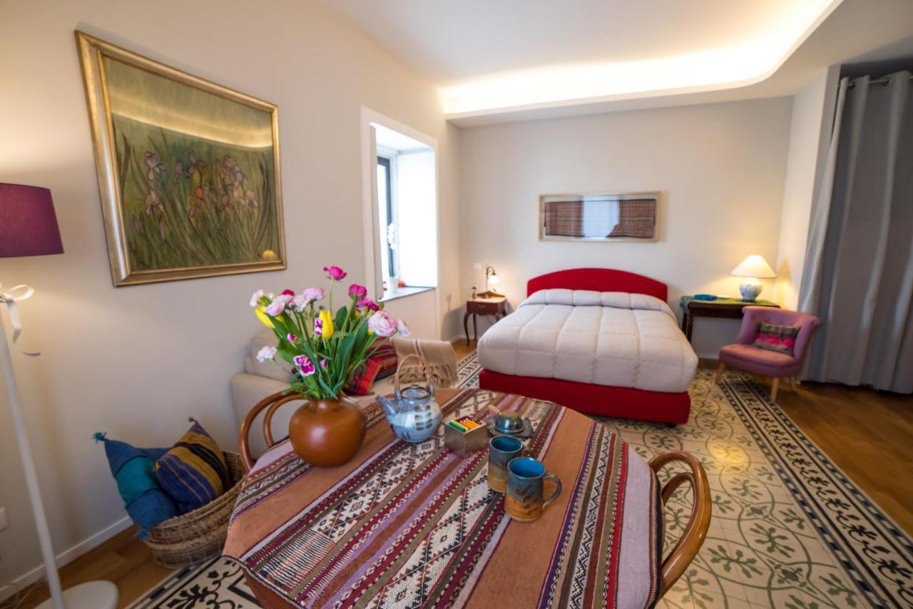 Appartement Le Rondini à Naples Extérieur photo