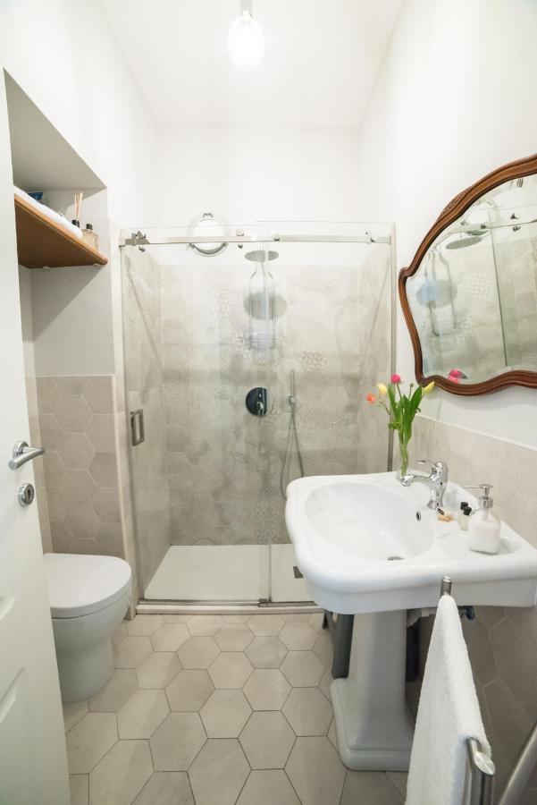 Appartement Le Rondini à Naples Extérieur photo