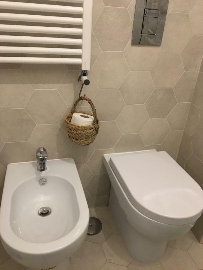 Appartement Le Rondini à Naples Extérieur photo